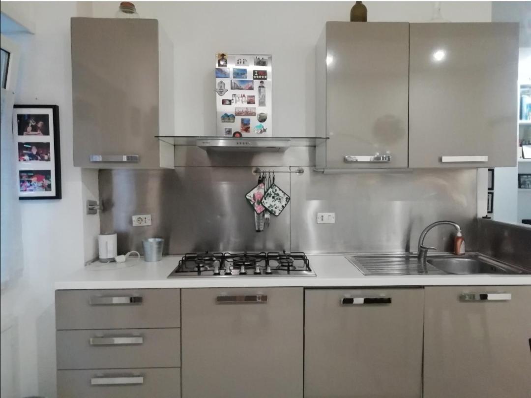 Comfortable In A Strategic Position Appartement