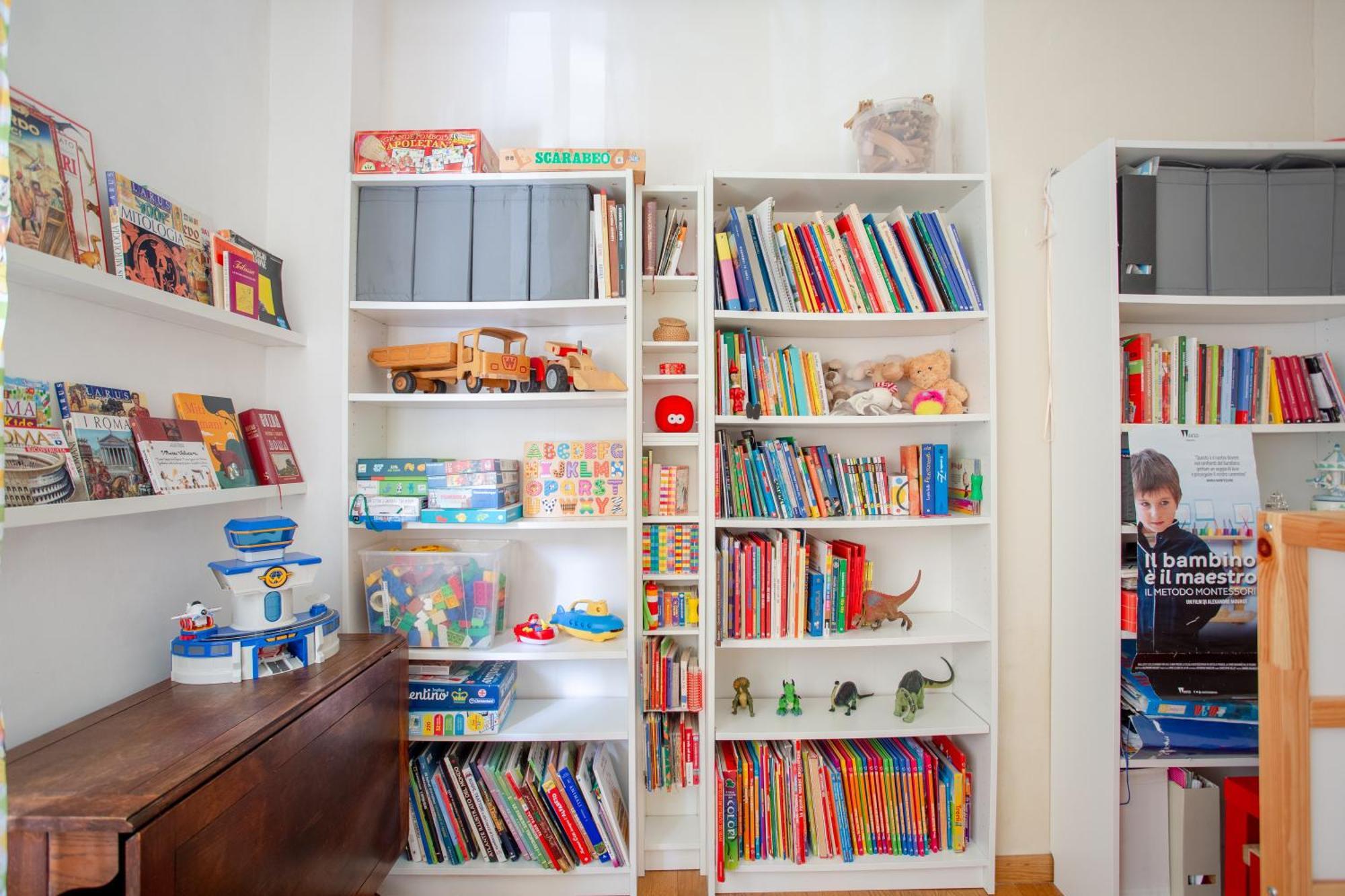 Comfortable In A Strategic Position Appartement *